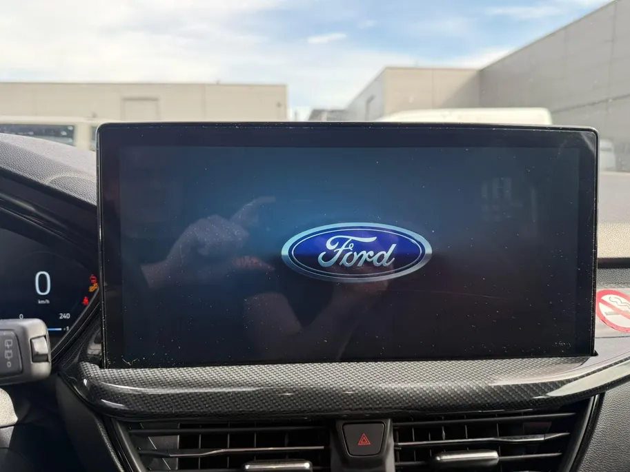 Ford Focus Wagon 1.0 EcoBoost Hybrid ST Line X AUTOMAAT | TREKHAAK | 18 INCH DESIGN | GROOT SCHERM | WINTER PACK