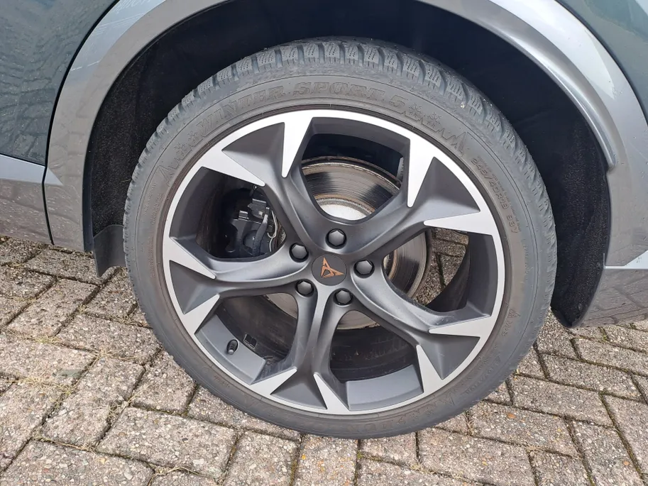 CUPRA Formentor 1.4 e-Hybrid VZ Copper Edition | Voorstoelen verwarmd | Automaat | ECC | Navi | Leer | Stuur verwarmd | Apple Carplay/Android Auto | Cruise control adaptief | SOH 93,6%
