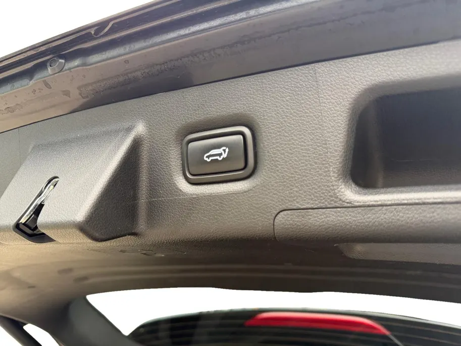 Hyundai Santa Fe 1.6 T-GDI PHEV Premium Sky 7-persoons | Zeer compleet | Zeer nette auto | Open dak | 360 graden camera | Stoelverwarming & koeling |