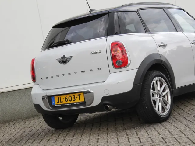 MINI Countryman 1.6 Cooper Chili | Cruise | Navi | Park sens | Panodak | Lm-Velgen