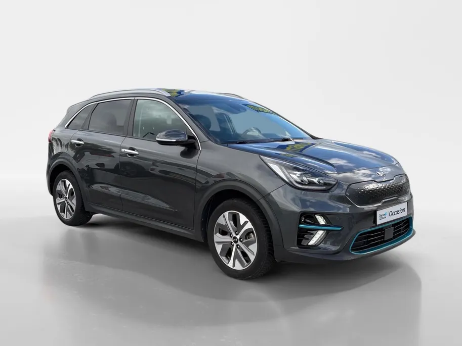 Kia e-Niro DynamicPlusLine 64 kWh | *1E EIGENAAR | FABRIEKSGARANTIE | SCHUIF- KANTELDAK | APPLE CARPLAY/ ANDROID AUTO | NAVI | CAMERA | STUUR/ STOELVERWARMING | STOF/ LEDER | ETC…
