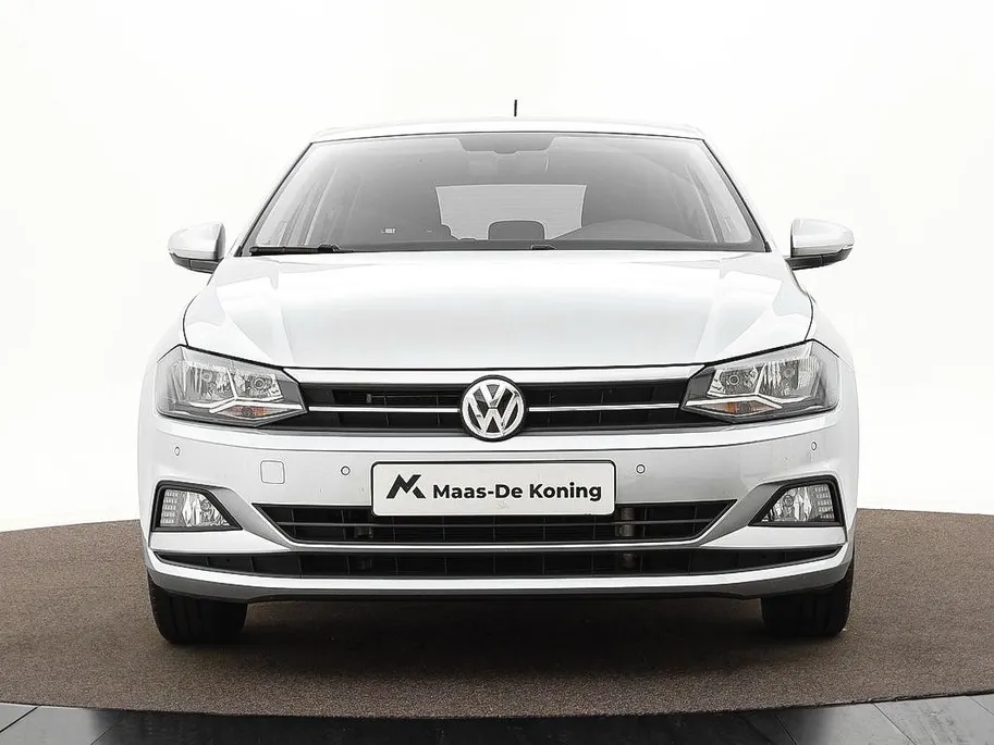 Volkswagen Polo 1.0 TSI 95pk DSG Comfortline · Camera · Apple/Android Car Play · P-Sensoren · Navigatie · DAB · 15'' Inch ·