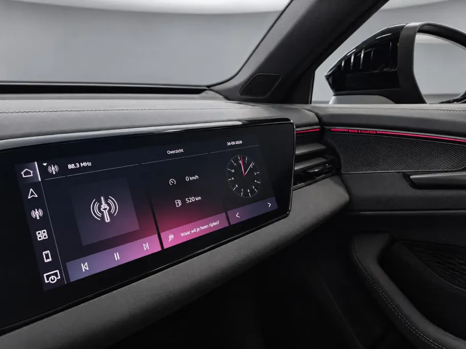 Audi S5 Avant 3.0 TFSI 367pk quattro 50 year edition · 360 Camera · Panoramadak · Premium Sportstoelen · B&O Audio · Alarmklasse 4 · Stoelventilatie · Stoelmassage · 20'' Inch ·