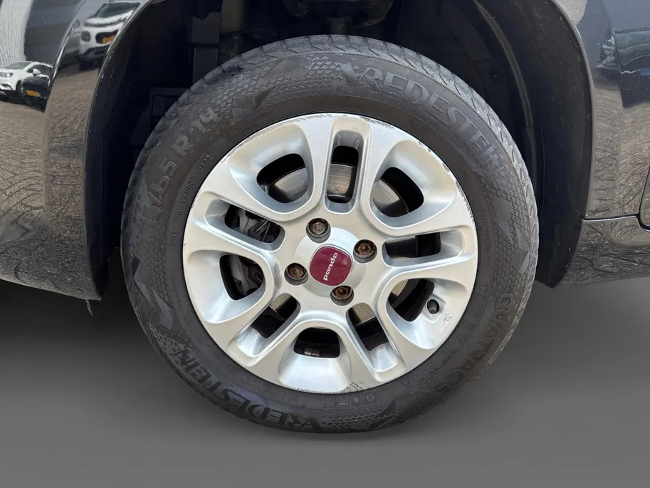 Fiat Panda 0.9 TwinAir Lounge | Airco | FM-radio | Elektr. ramen voor | Elektr. verstelbare buitenspiegels | 12 maanden garantie