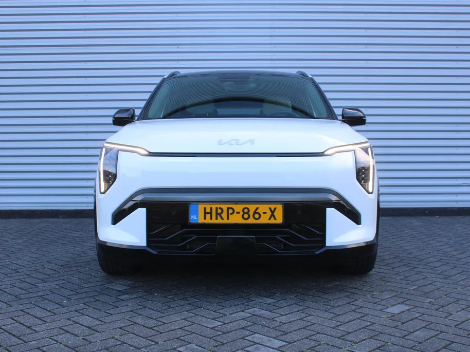 Kia EV3 GT-Line 81.4 kWh | Stuur-/stoelverwarming | Schuifdak | Camera | Dodehoek detectie | Elek. stoelverstelling | 19' LM | LED | Telefoonlader |