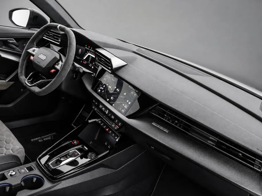 Audi RS3 Sportback 2.5 TFSI quattro 400 PK competition limited 593/750 · Audi Exclusive Gletsjerwit Mat Effect · Head-Up display · Sonos Premium 3D · Panorama dak · RS sportuitlaat