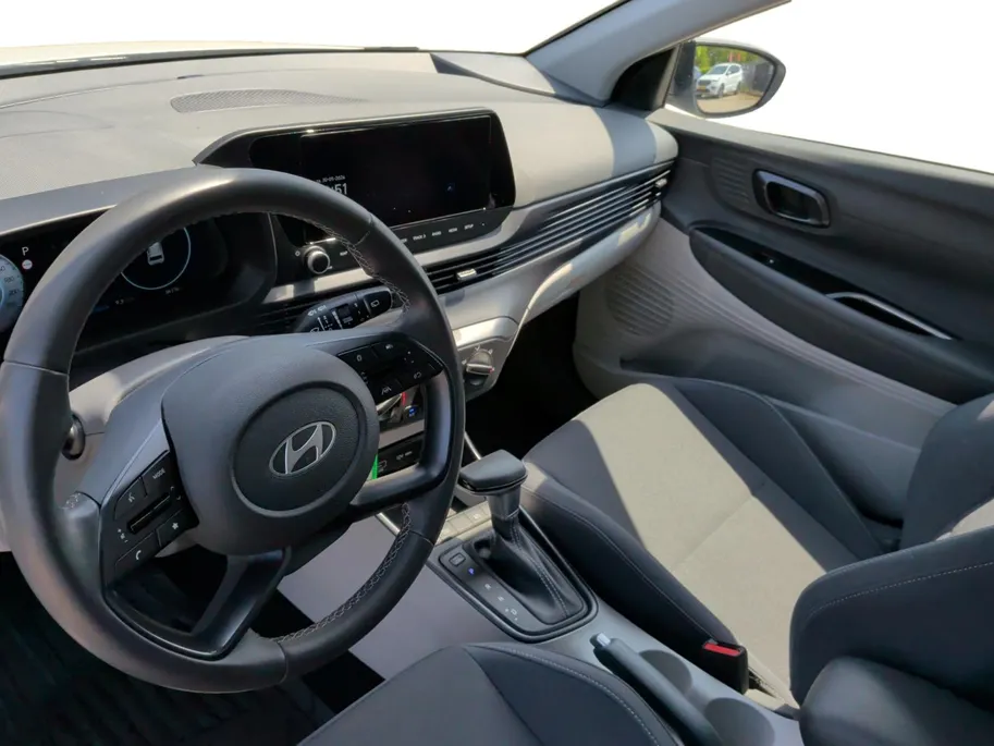 Hyundai Bayon 1.0 T-GDI Comfort Smart NIEUW MODEL! | Automaat | Zeer netjes |NU Rijklaarprijs! Incl.12 Maanden, APK, Onderhoudsbeurt etc! Premiumpakket gratis!