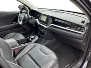 Kia e-Niro ExecutiveLine 64 kWh | Elektrische stoelverstelling | Stoelventilatie | JBL Audio systeem | Elektrisch schuifdak