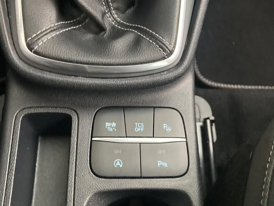 Ford Fiesta 1.0 EcoBoost 100 pk Titanium 5-deurs Navigatie - Apple Carplay/ Android Auto - Active Park Assist