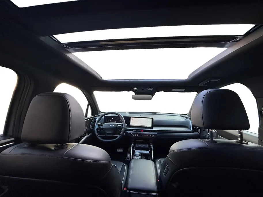 Kia Sorento 1.6 T-GDi Plug-in Hybrid 4WD ExecutiveLine 7p | Navi | Clima | 360° Camera | Stoelventilatie | Stoel-/Stuurverwarming | Cruise Control | Keyless Entry | 7-Persoons|