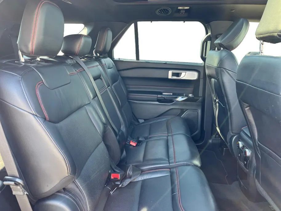 Ford Explorer 3.0 V6 EcoBoost PHEV ST-Line |7 persoons| Allweatherbanden| Apple Carplay/Android Auto|Rondomzicht camera| panorama-dak|12 Maanden Bovag garantie|