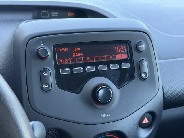 Toyota Aygo 1.0 VVT-i x-fun