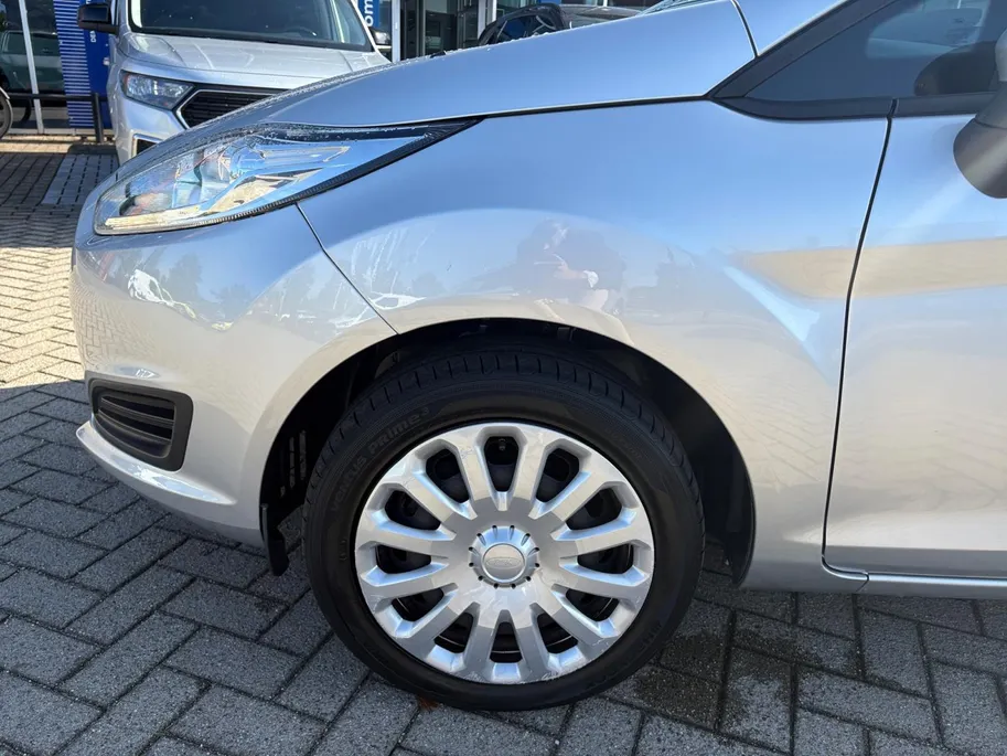 Ford Fiesta 1.0 Style |Trekhaak| Airco| Navigatie| nieuwe APK| 12 maanden garantie| Technologie-pakket|