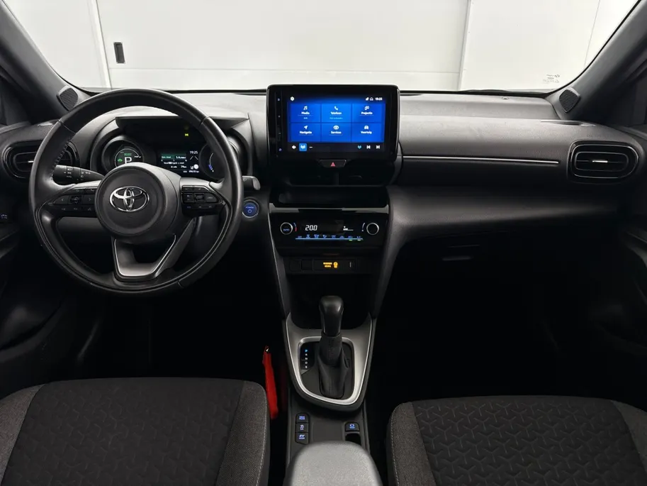 Toyota Yaris Cross 1.5 Hybrid Dynamic | Navigatie | 17'' L.M. Velgen | Adaptieve Cruise Control