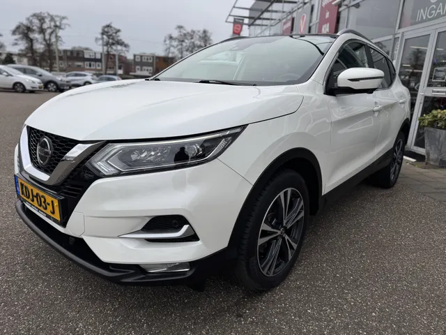 Nissan QASHQAI 1.3 DIG-T Premium Edition automaat afn. Trekhaak