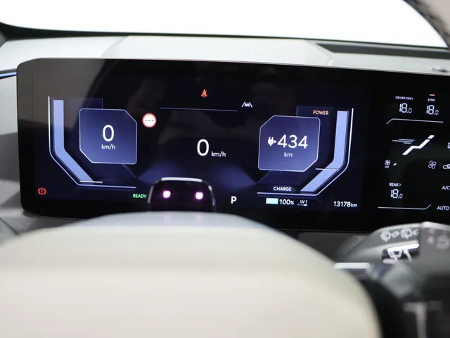 Kia EV5 GT-Line Business Edition 81.4 kWh Afneembare trekhaak & 4 Seizoensbanden