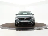 Volkswagen T-Roc 1.5 TSI 150pk DSG Life · Apple/Android Car Play · Camera · Climatronic · Navigatie · 16'' Inch ·