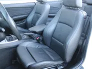 BMW 1 Serie Cabrio 118i Executive | M-Pakket | Stoelverwarming | 17' LM | Windscherm | Parkeersensor v+a | Trekhaak | Navi | Leer | Xenon | Clima |