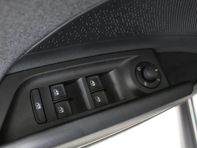 Škoda Enyaq iV 60 Navigatie | Parkeercamera | Climate Control | Cruise Control | 92% SoH