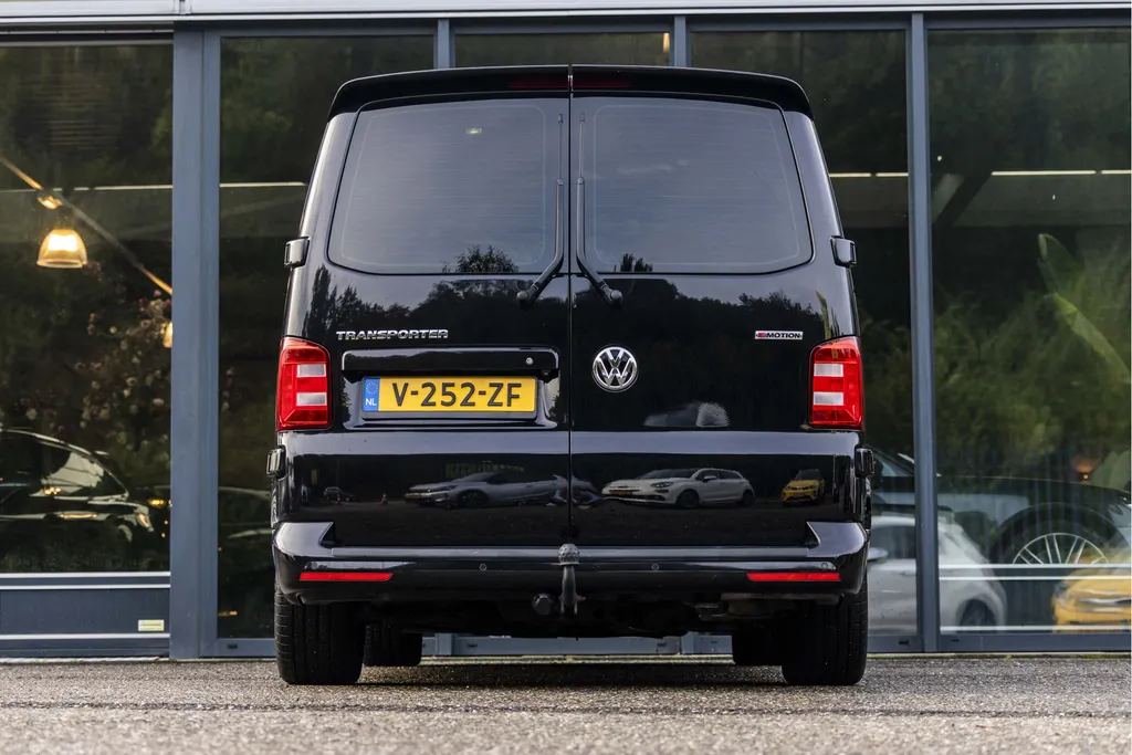 Volkswagen Transporter 2.0 TDI L2H1 DC 4Motion Highline EX.BTW
