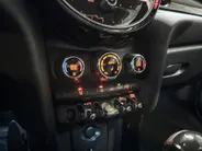 MINI Cooper 3-deurs Electric MINI Yours