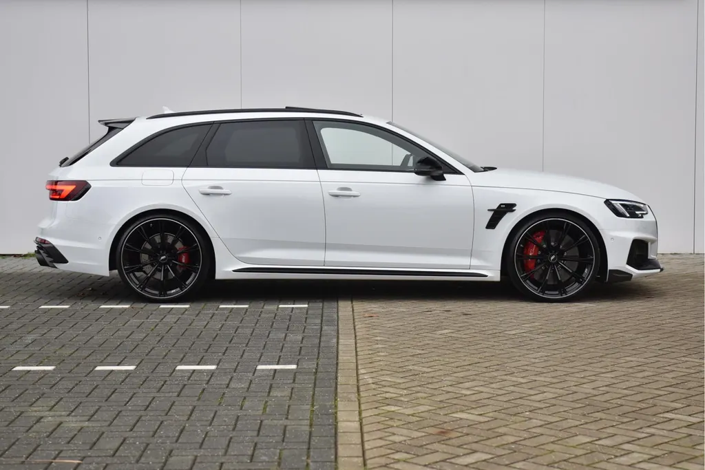 Audi RS4 Avant 2.9 TFSI RS4+ quattro
