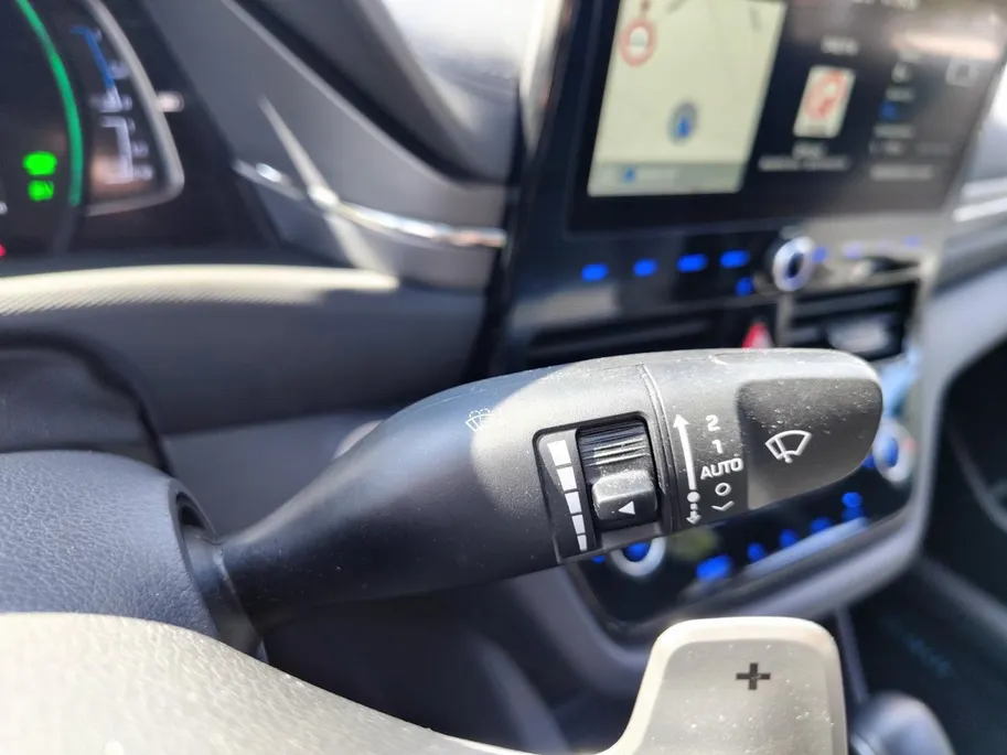 Hyundai IONIQ 1.6 GDi PHEV Premium | Zeer zuinig | Vol opties | Perfecte staat | NU Rijklaarprijs! Incl.12 Maanden, APK, Onderhoudsbeurt etc! Premiumpakket gratis!