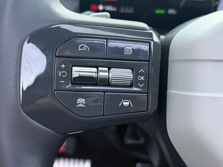 Kia EV5 GT-PlusLine 81.4 kWh | Two-Tone | 20' Lichtmetalen Velgen | Pano | Memory | Harman Kardon | Stoelventilatie | Demo | Uniek | Beschikbaar vanaf december 2026 |