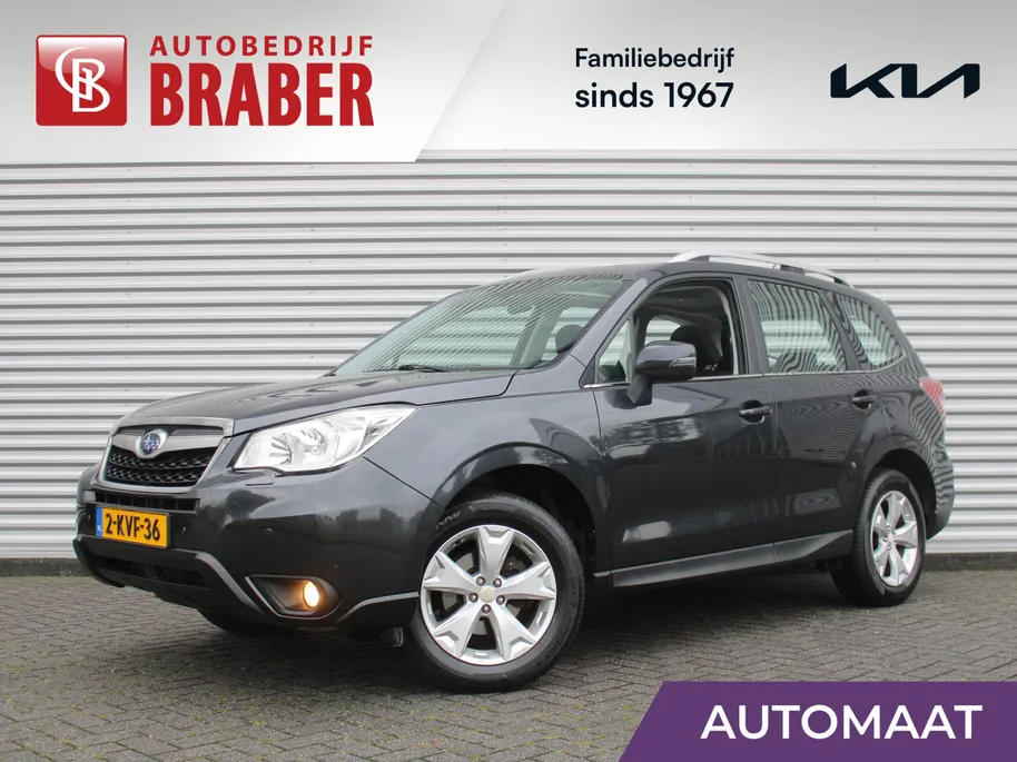 Subaru Forester 2.0 Luxury Plus | Trekhaak | Camera | Stoelverwarming | Schuifdak | 17' LM | Clima | Xenon | Parkeersensor v+a | All seasons |