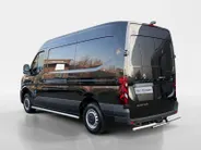 Renault Master E-Tech T35 L2H2 Advance Long Range 87 kWh Automaat | DEMO | Trekhaak | RVS Side & Backbar | Laadruimte Betimmering | Navi | Camera | Apple CarPlay/Android Auto | Full LED | Climate Control | Parkeersensoren |