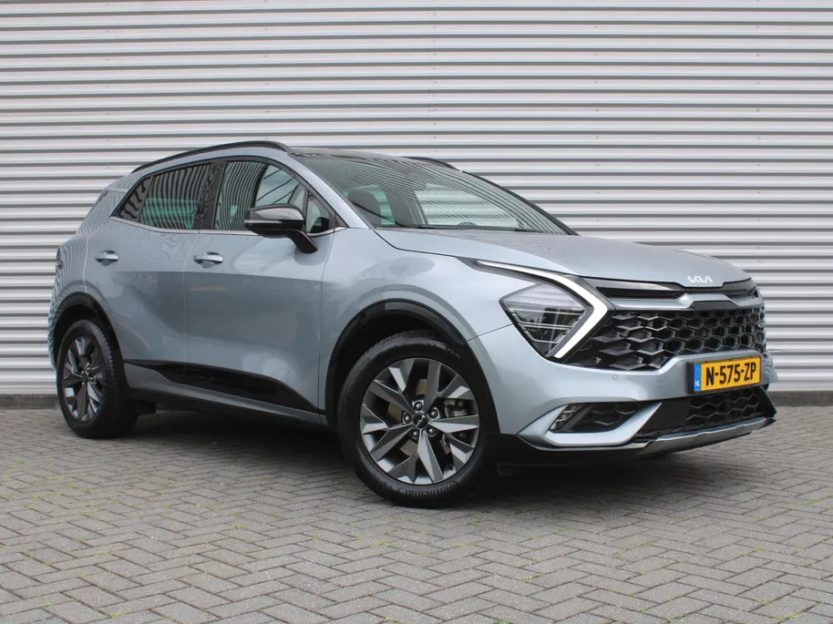 Kia Sportage 1.6 T-GDi Hybrid GT-Line | Stuur-/stoelverwarming | Elek. stoelverstelling + achterklep | Schuifdak | 18' LM | Cruise adapt. | Camera |