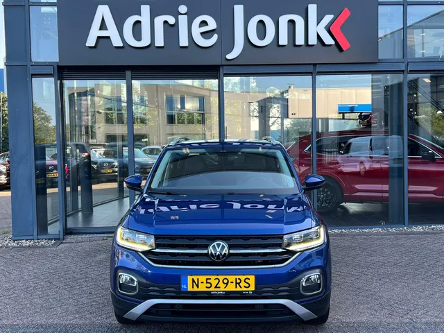 Volkswagen T-Cross 1.0 TSI Life AUTOMAAT | NAVIGATIE | APPLE CARPLAY | ANDROID AUTO | 17 INCH LMV | STOELVERWARMING | ADAPTIVE CRUISE CONTROL |