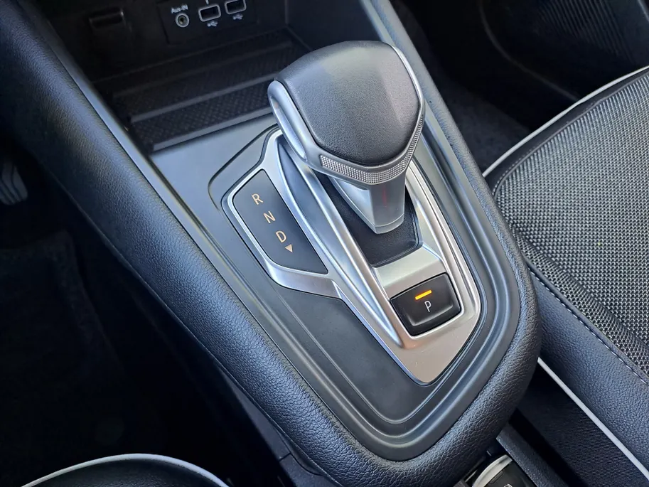 Renault Captur 1.3 TCe 130 Intens | AUTOMAAT | Navi | Camera | Cruise | Keyless entry  | Apple Carplay/Android Auto