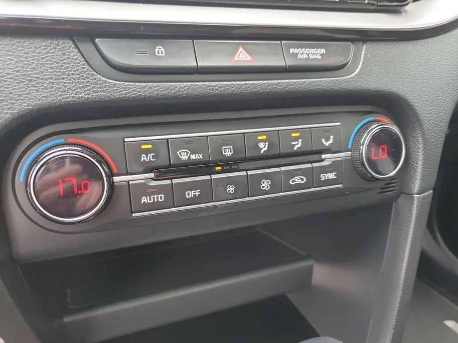 Kia ProCeed 1.5T 160 pk GT-Line Edition | Panorama schuifdak | Navigatie | Camera | Apple Carplay / Android auto | Cruise control | Climate control |