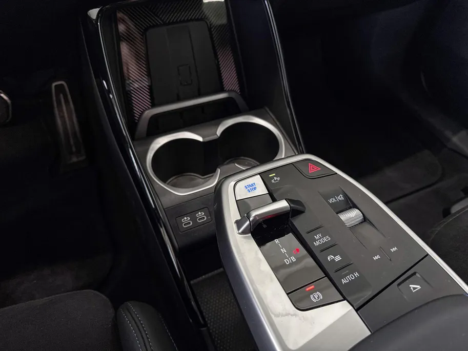 BMW iX2 eDrive20 67 kWh M Sport Edition