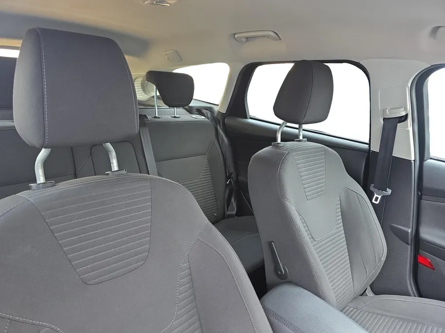 Ford Focus Wagon 1.0 Titanium | Goed onderhouden! | Apple Carplay/Android Auto | Cruise Control | Achteruitrijcamera | Climate Control | Parkeersensoren rondom | 12 maanden garantie! |