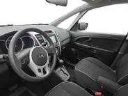 Kia Venga 1.6 CVVT X-tra | Automaat! | Trekhaak | Navigatie | Cruise Control | Airco | Parkeersensoren achter | 12 maanden garantie!