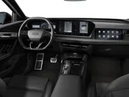 Audi Q6 e-tron S edition performance 100 kWh 306 PK · Adaptieve luchtvering · Trekhaak elek. wegklapbaar · Glazen panoramadak