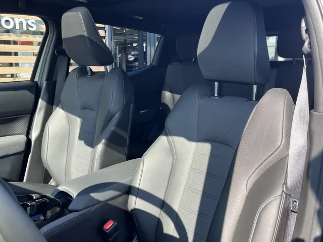 Toyota Urban Cruiser Executive 61 kWh