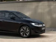 Volkswagen ID. Polo Life First Edition 52 kWh accu, 211 PK · Achteruitrijcamera · Draadloze telefoonlader · Stuurwiel verwarmd · Stuurwiel multifunctioneel ·