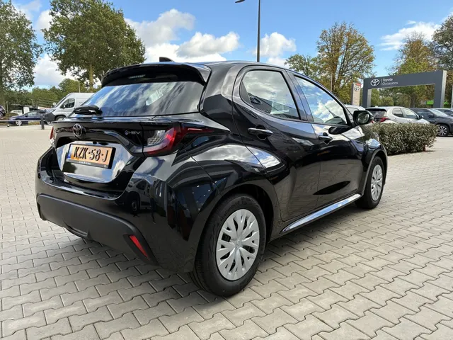 Toyota Yaris 1.5 Hybrid 115 Comfort | incl. 3500 euro demo korting