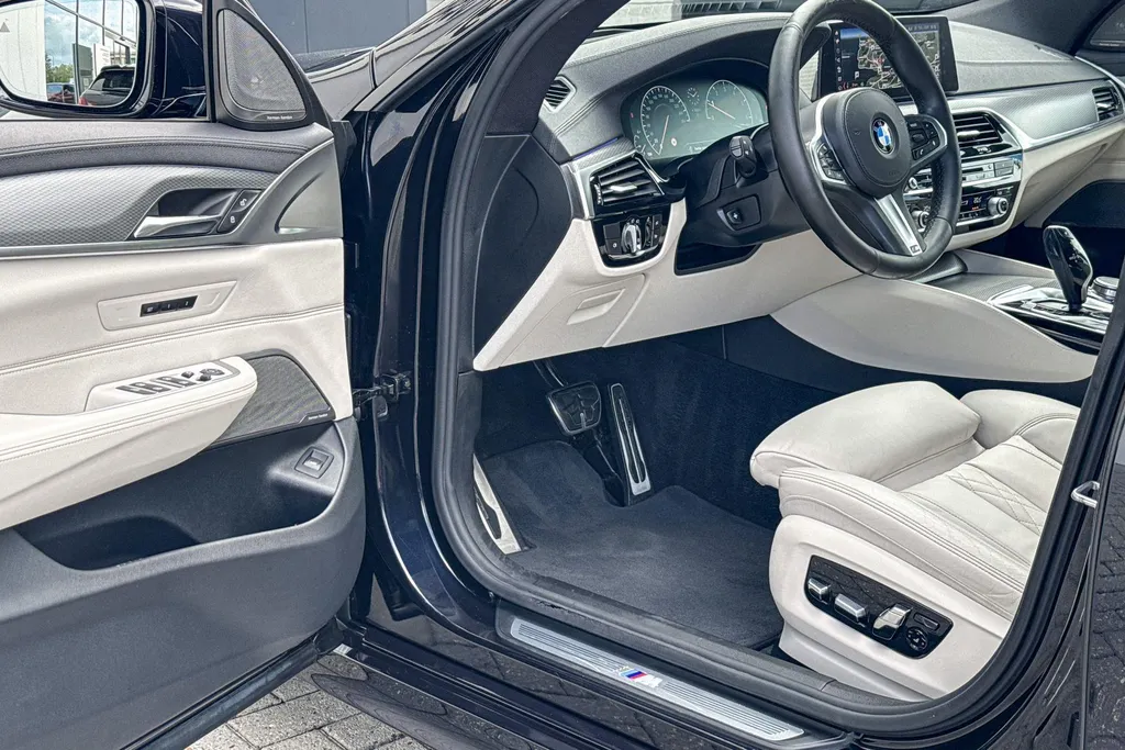 BMW 6 Serie Gran Turismo 630i High Executive Edition