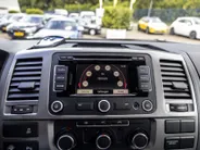 Volkswagen Transporter 2.0 TDI L2H1 Invalide uitvoering / aanpassing