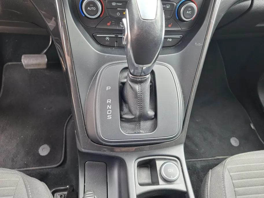 Ford C-MAX 1.5 Titanium TREKHAAK / WINTERPAKKET.