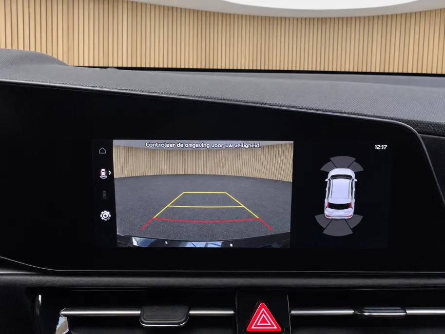 Kia Niro EV DynamicLine 64.8 kWh 100% SOH | Navigatie | Climate control | ACC | Achteruitrijcamera |