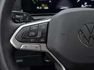 Volkswagen Tiguan 1.5 204pk DSG eHybrid Life Edition · 360 Camera · Wegklapbare Trekhaak · Apple/Android Car Play · Dodehoek Detectie · 19'' Inch · Garantie t/m 30-06-2029 of 100.000km