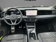 Volkswagen Tiguan 1.5 eTSI 110KW/150PK DSG R-Line Edition · Panoramadak ·Apple/Android Car Play ·  360°Camera + Parkeersensoren · Fabrieksgarantie t/m 03-11-2030 of 100.000Km