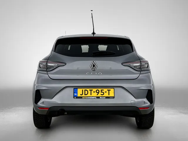 Renault Clio TCe 90PK GPF evolution | CAMERA | NAVI | DEALER ONDERHOUDEN | STOEL VERWARM. | PARK. SENSOREN | CARPLAY
