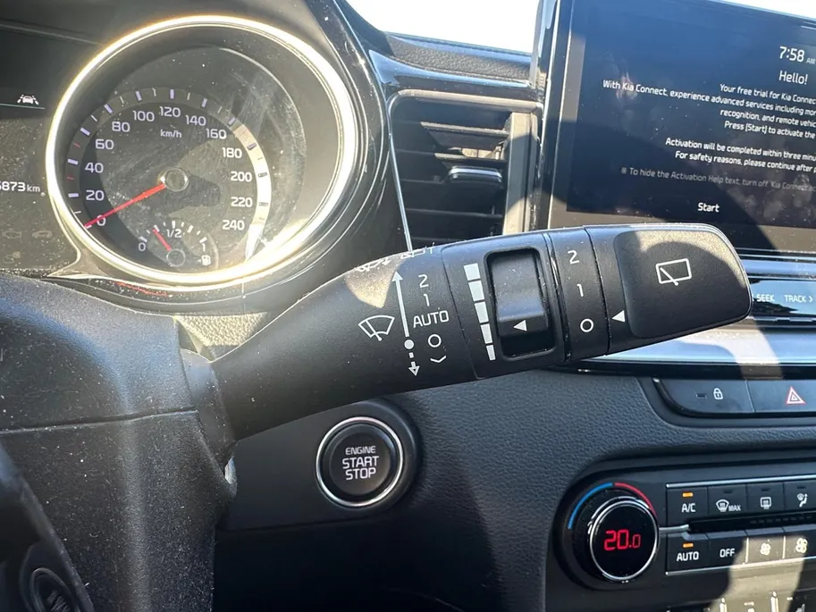 Kia XCeed 1.5 T-GDI MHEV DynamicPlusLine Automaat | 1e Eigenaar | Dealer Onderhouden | Camera | Stoel- & Stuurverwarming | Trekhaak | 2-Zone Climate Control | Navigatie | Fabrieksgarantie t/m 2-4-2028 +3x 1 jaar* | NAP