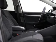 Volkswagen Golf 1.0 eTSI 110pk DSG Life Business · Camera · Apple/Android Car Play · ACC · Sfeerverlichting · Navigatie · Verkeersbord Detectie · Garantie t/m 06-02-2028 of 100.000km